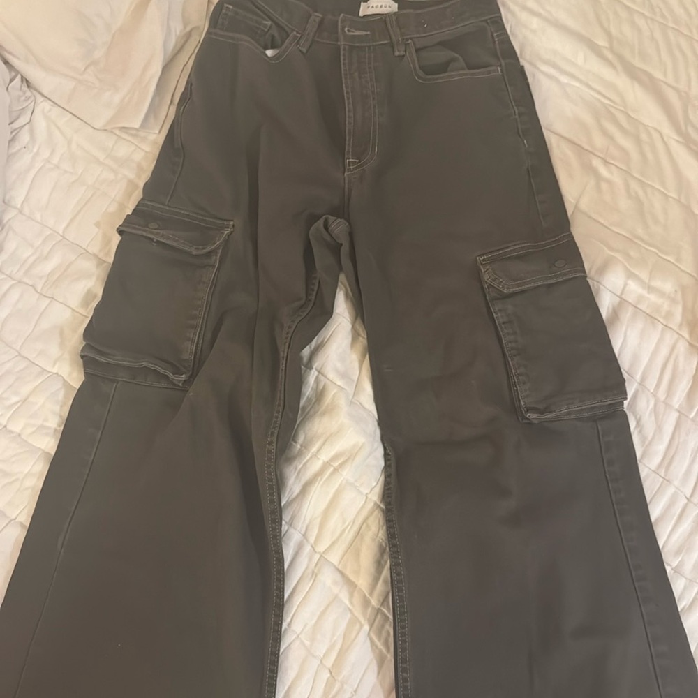 PacSun Gray Cargo Pants with Utility Pockets - Picture 1 of 4